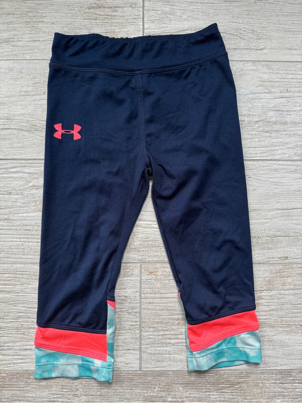 Under Armour Navy Performance Capri Leggings